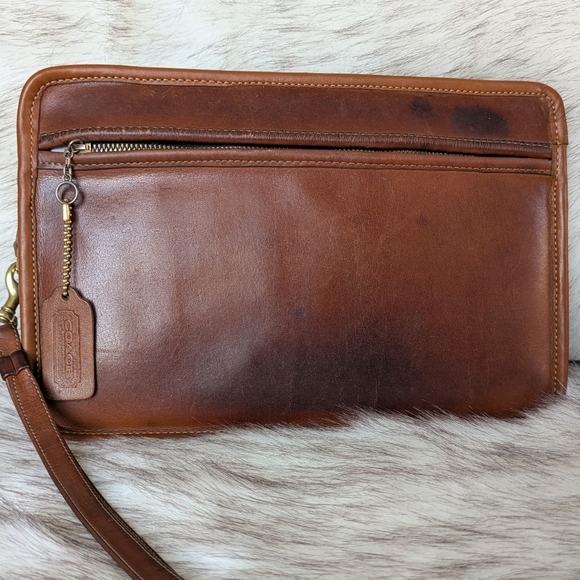 Vintage Coach 9834 Large Zip Clutch Bag in British Tan Pre-1994 - Picture 4 of 11